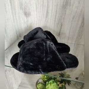 Sorel Women's Cozy Black Faux Fur Slippers SZ 7 New In Box